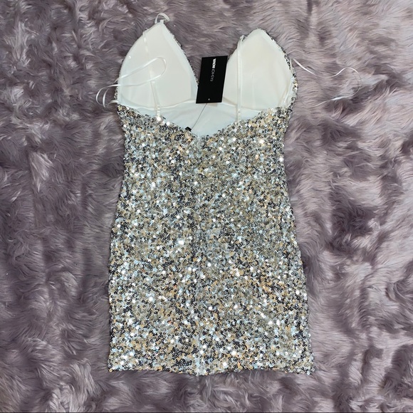 Dress - Picture 2 of 2